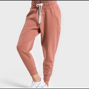 Whitney simmons x gymshark v1 oversized joggers